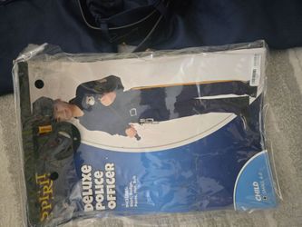 Spirit Deluxe Police Officer Child Costume Small 4-6