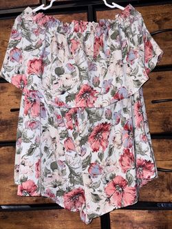 Floral strapless romper size 1X