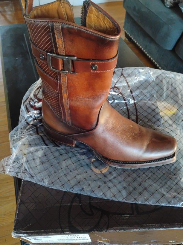 Cuadra Boots  Size 8.5 USA 
