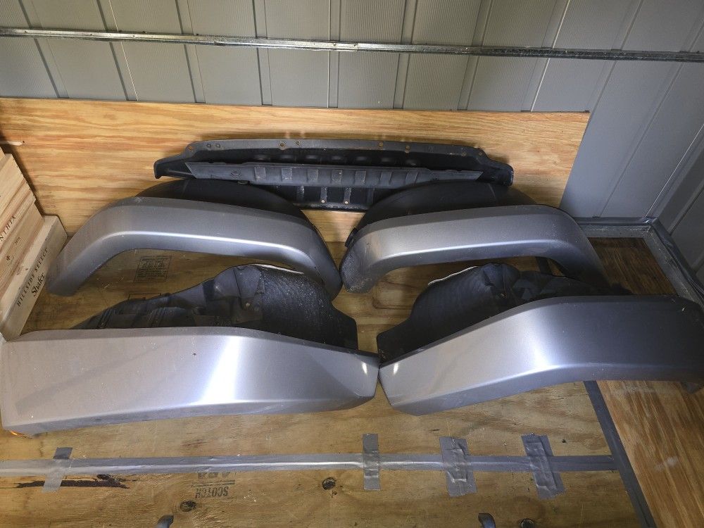 2017 Jeep Wrangler Unlimited Sahara Factory Fender Set