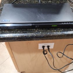 LG Blu Ray Player Model BP620