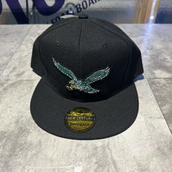 NWT New Century Black Throwback Philadelphia Eagles SnapBack Hat. Cap, Lid.