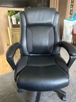 Desk chair