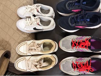 Women’s athletic shoes