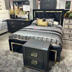4 PCS BEDROOM SET, QUEEN BED FRAME, DRESSER, MIRROR AND NIGHTSTAND  - [NEW]