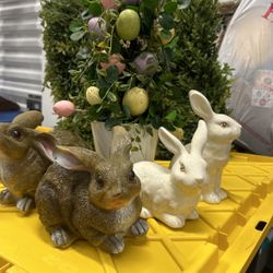Spring/Easter Decor