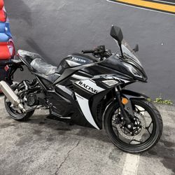 FALCÓN 200CC EFI AUTOMÁTICA