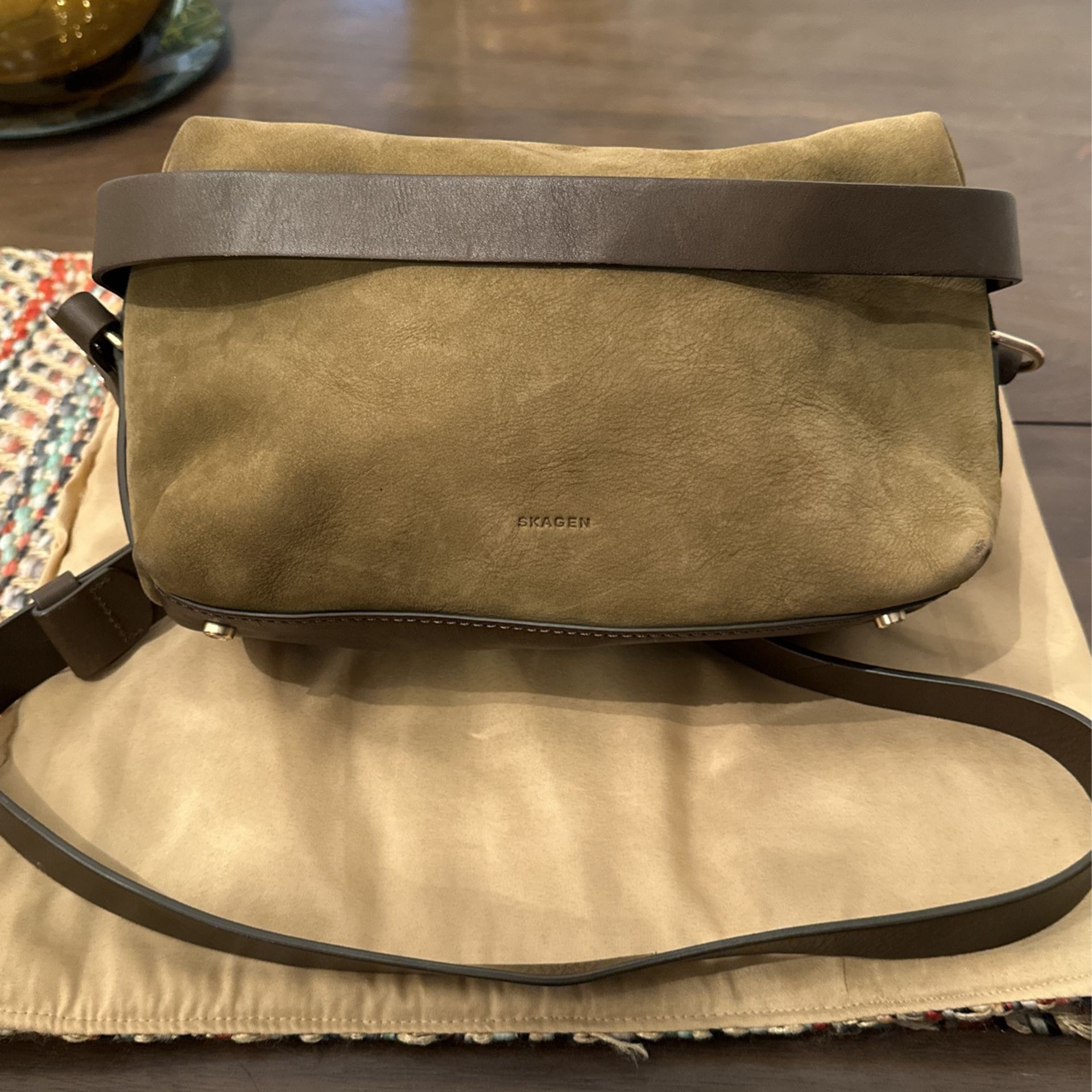 Skagen Denmark Leather Olive Green Purse