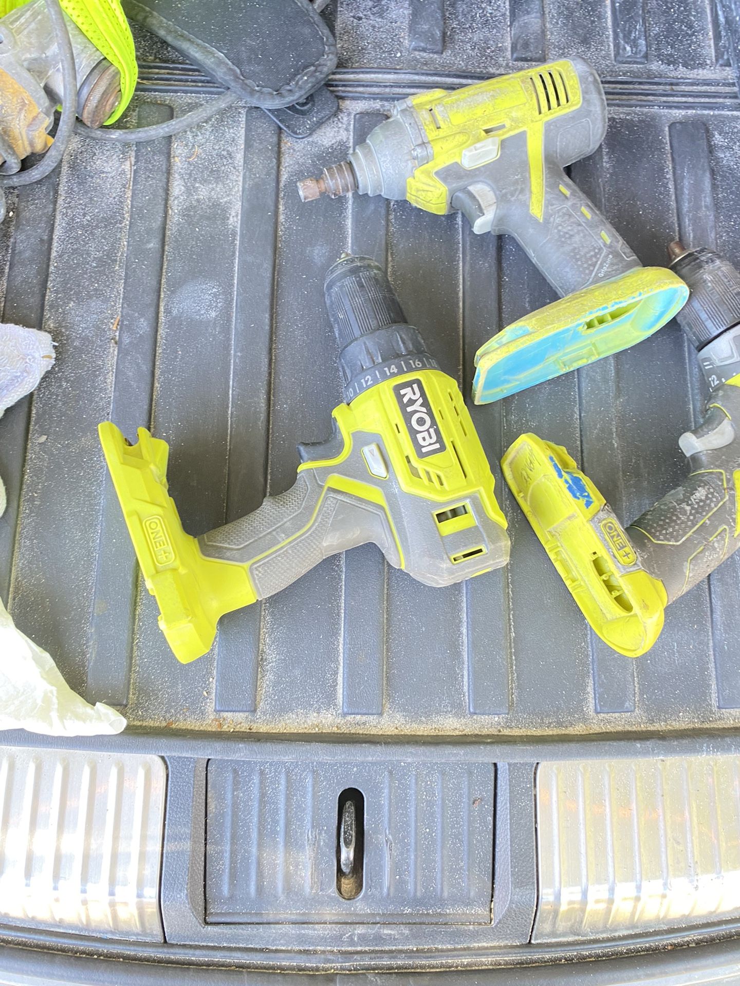 3 Drills 4 $100 1 Impact Drill 2 Drills