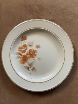 Plates - yes available
