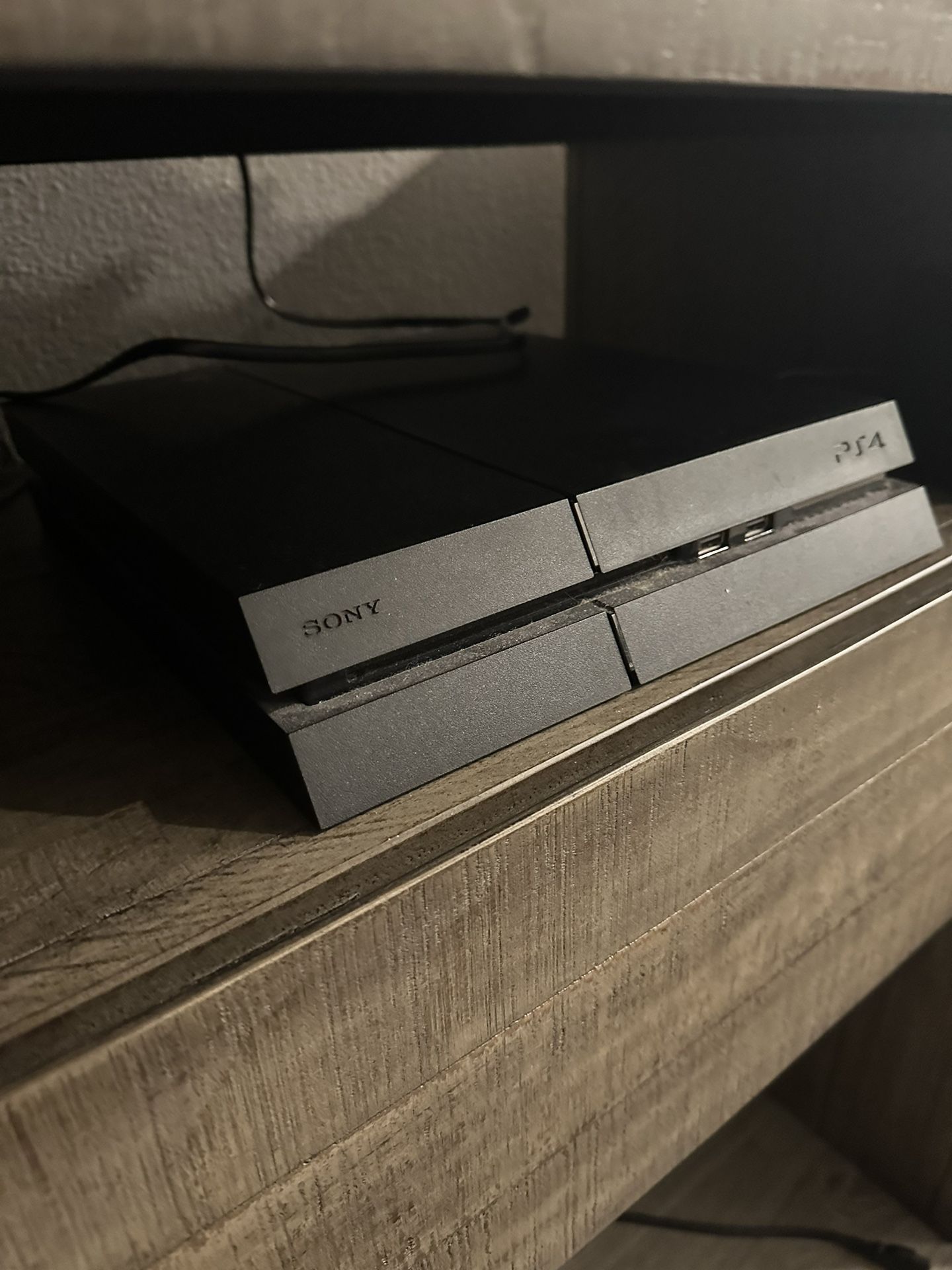 Ps4 With Two Controllers