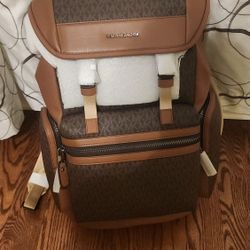 Michael Kors Men's Jet Set Triple Pocket Backpack/MK Signature Small, Brown/Luggage