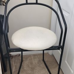 2 Chairs