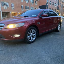 2011 Ford Taurus SEL