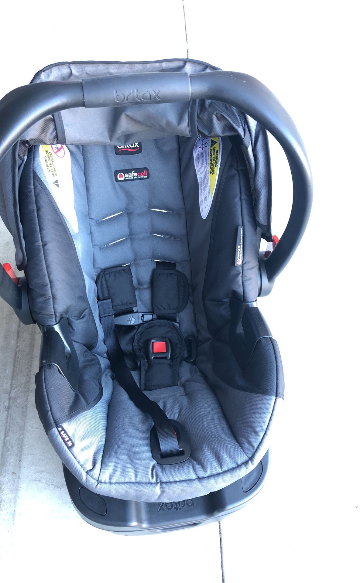 Britax infant car seat $50 OBO (brand new) and base (retails $199+)