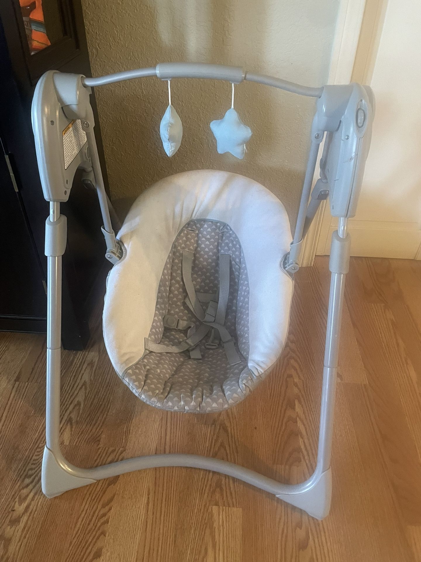 Graco Baby swing