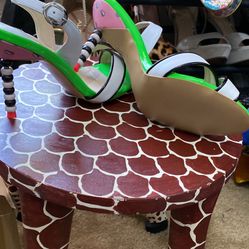 Ladies Watermelon Heels Size 7