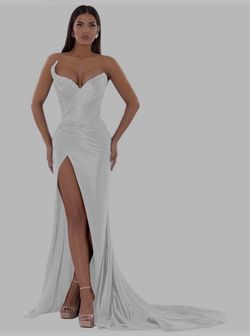 White One-Shoulder Formal Gown with Train