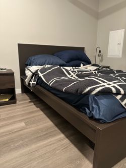 MALM Ikea bed