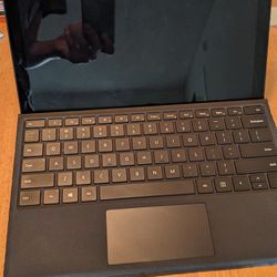 Microsoft Surface Pro 7 (With Official Keyboard)