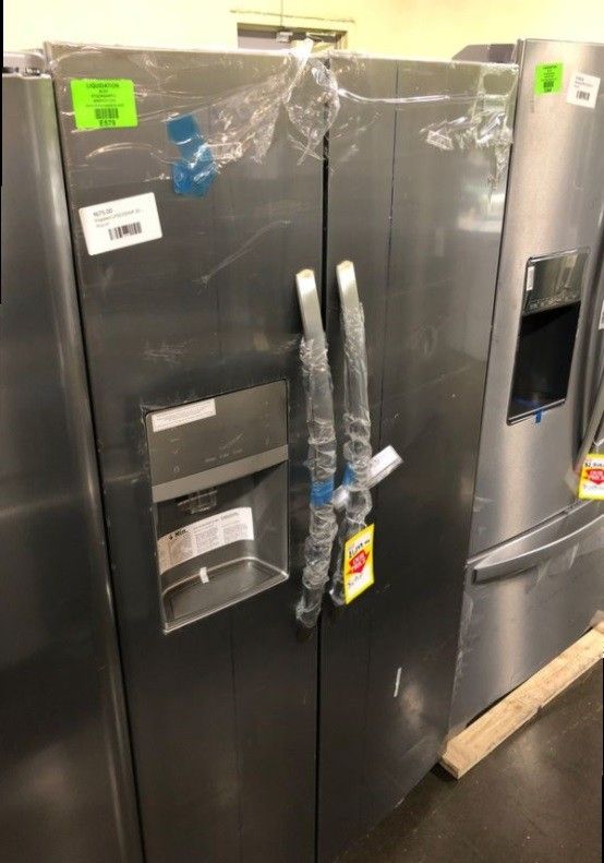 Frigidaire Side by Side Refrigerator 22cu-ft 💲