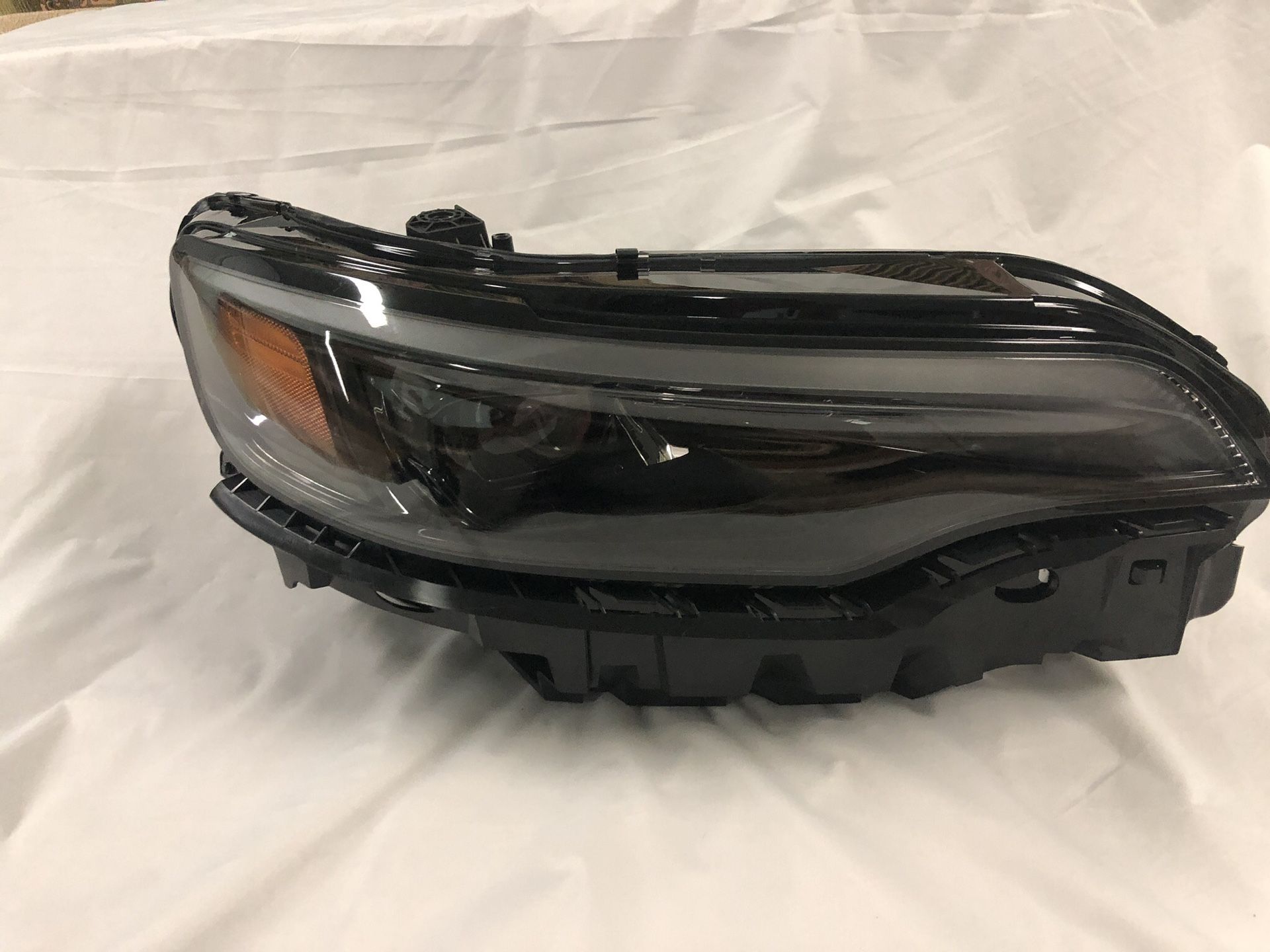 Brand new 2019 Jeep Cherokee LED headlight