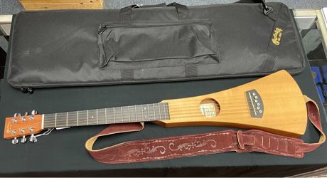 Martin and Co Backpacker Acoustic Guitar w/Case
