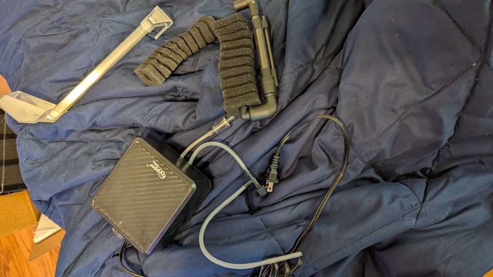 Aquarium tank air pump and filter