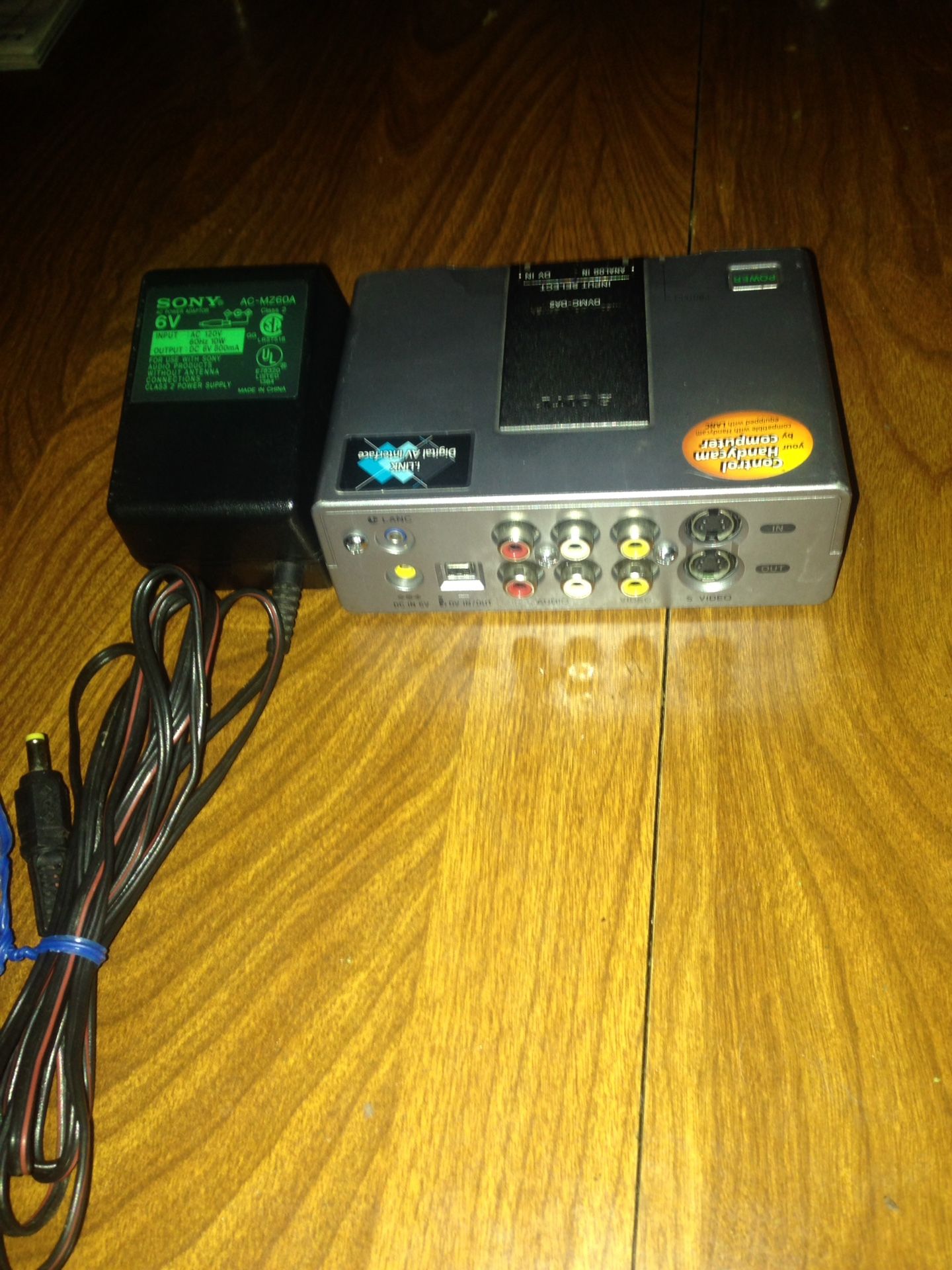 Sony DVMCDA2 MEDIA CONVERTER FIREWIRE I LINK DV PORT ANALOG TO DIGITAL