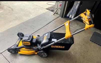 Dewalt lawn mower TOOL ONLY self propelled