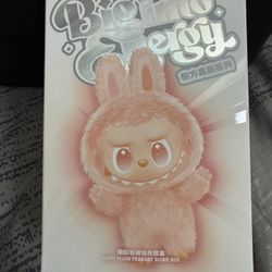 POP MART Big Into Energy (LOYALTY)