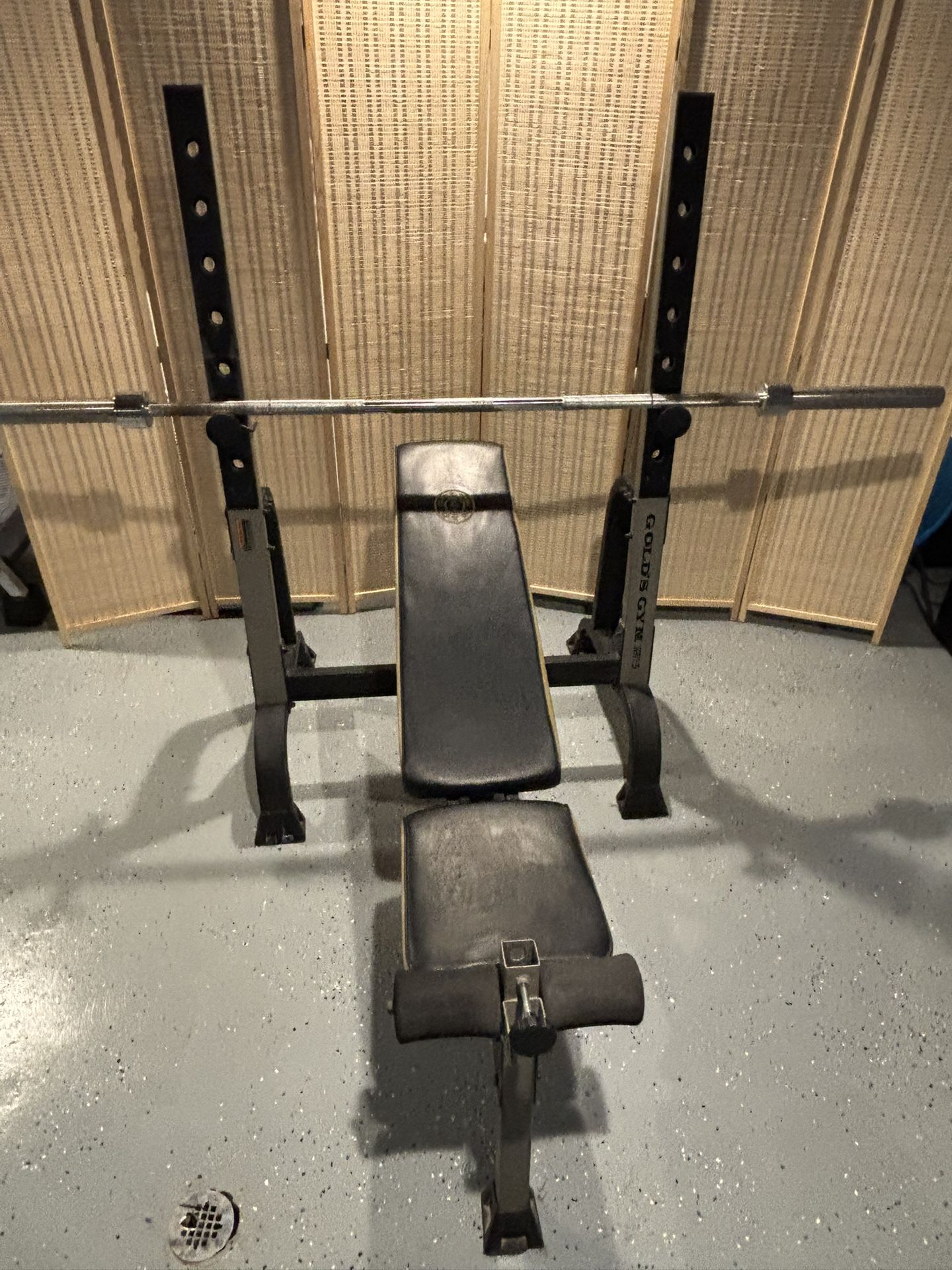 Gold Gym Bench With Weightlifting Bar Bell