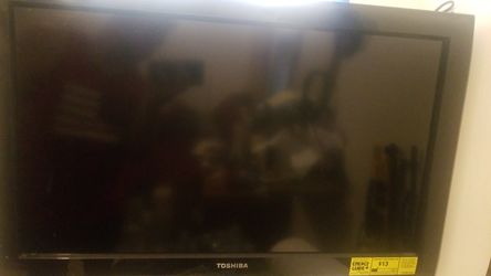 TV Toshiba 32" used work perfect