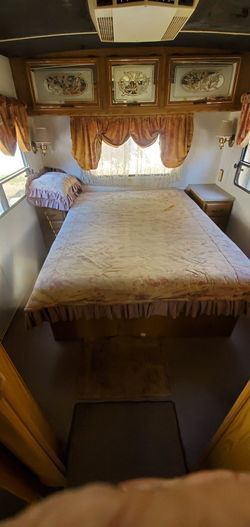 MOTORHOME