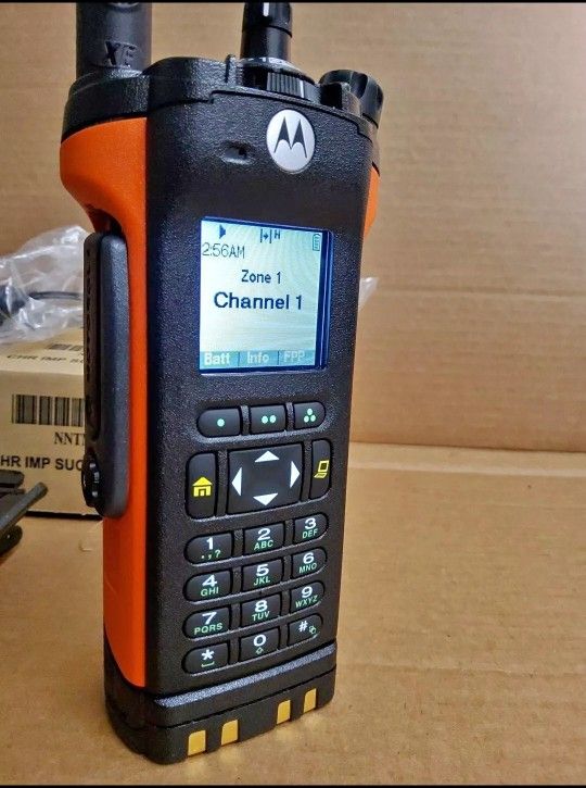 MOTOROLA APX 8000 P25
MULTI-BAND TWO WAY
RADIO ORANGE