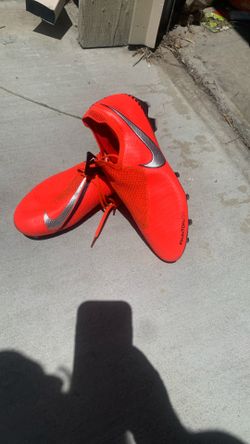 Nike Phantom VSN Ghost. 10.5