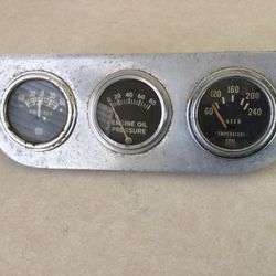STUART WARNER 3 GAUGE CHROME PANEL  -  OIL PRESSURE, AMPERES AND WATER TEMPERATURE CLUSTER  -  VINTAGE