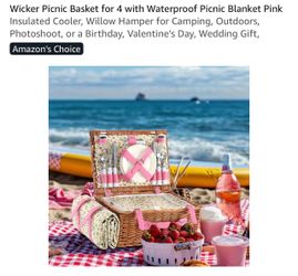 Wicker Picnic Basket for 4 with Waterproof Picnic Blanket Pink Insulated Cooler