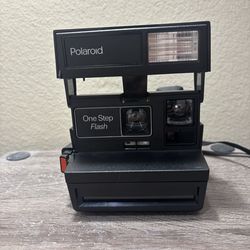 Polaroid One Step Flash 600 Instant Film Camera