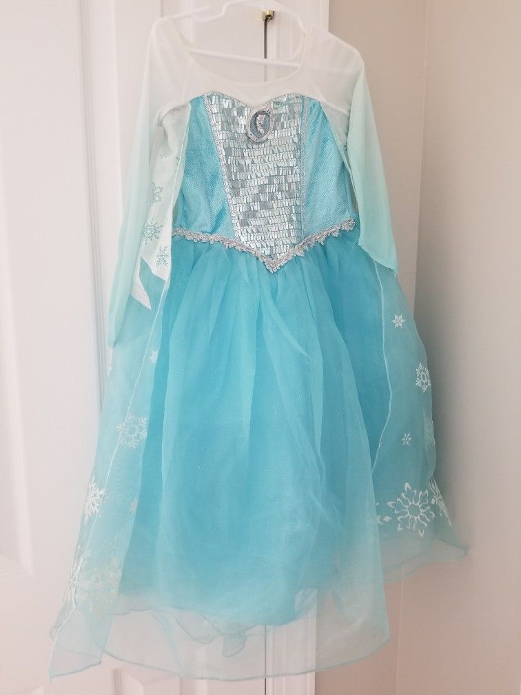 Disney's Frozen Elsa Girl's costume - 4 Year old