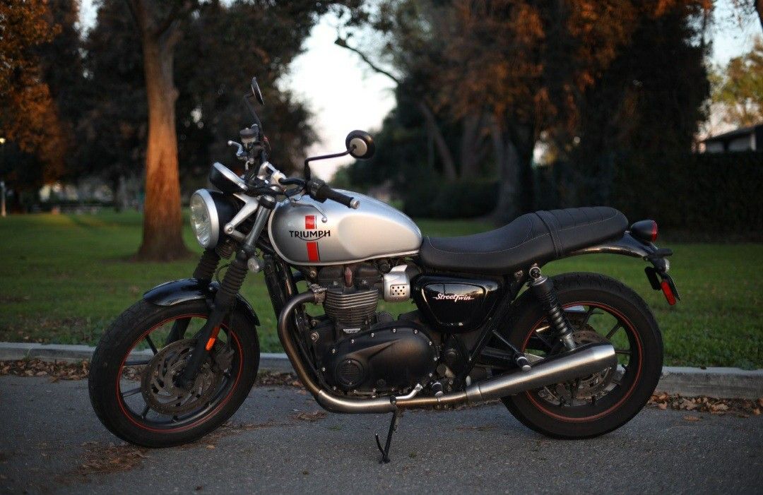2016 Triumph Street Twim
