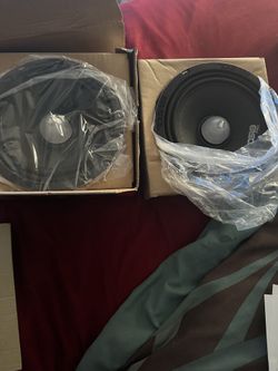 2 NEW ds18 Pro X6.4RGB Loudspeakers