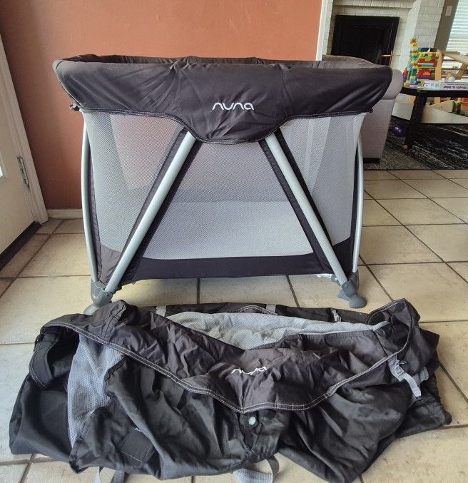 Nuna Sena Aire Mini Playard