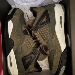 Jordan Retro 4 SE Craft Olive