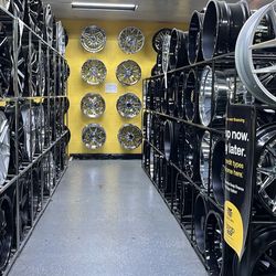 CUSTOM WHEELS SETS $40 DOWN 