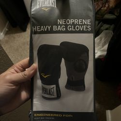 boxing gloves sparring heavy bag