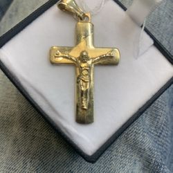 PERFECT CONDITION 14K JESUS CROSS PENDANT 