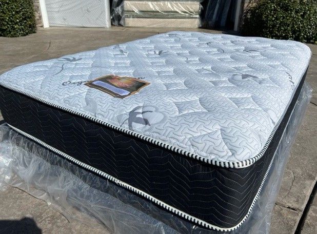 Queen Organic Hybrid Cooling Gel Memory Foam Mattress!