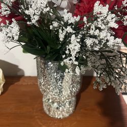 Selling Vase With Or Without Flowers 