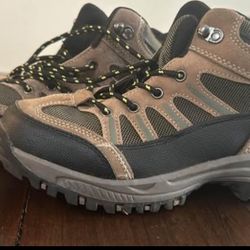 Kids Hiking Boots Size 4